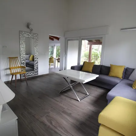 Duna Romantica Holiday home *